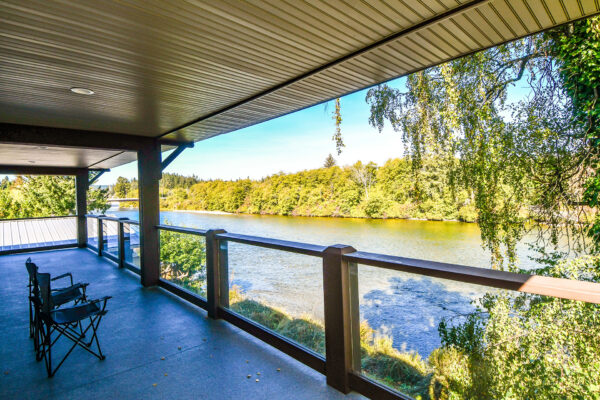 Chateau Riverside Boutique Hotel